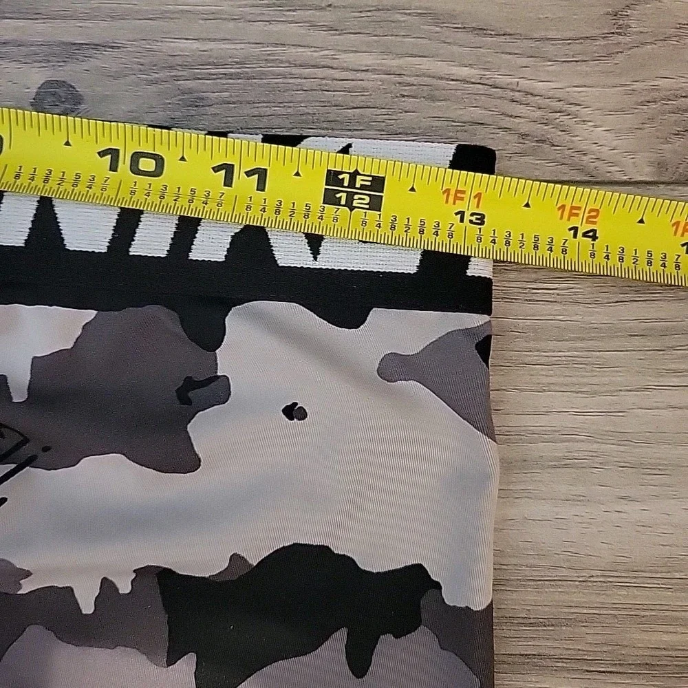 Nike Pro Compression Pants Boys XL Camouflage‎ 3/4 Gray Black Leggings